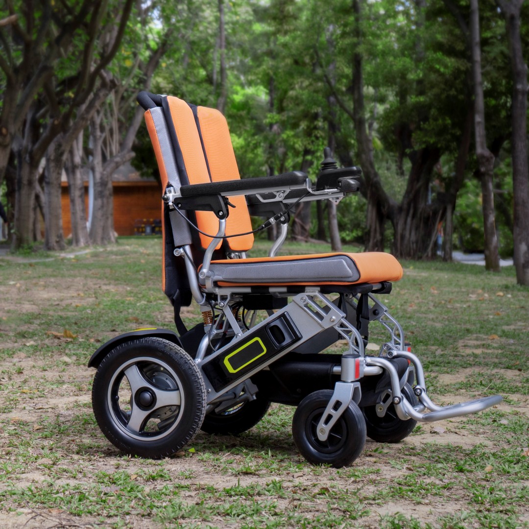 YE200_Disabled_Electric_Wheelchair.jpg