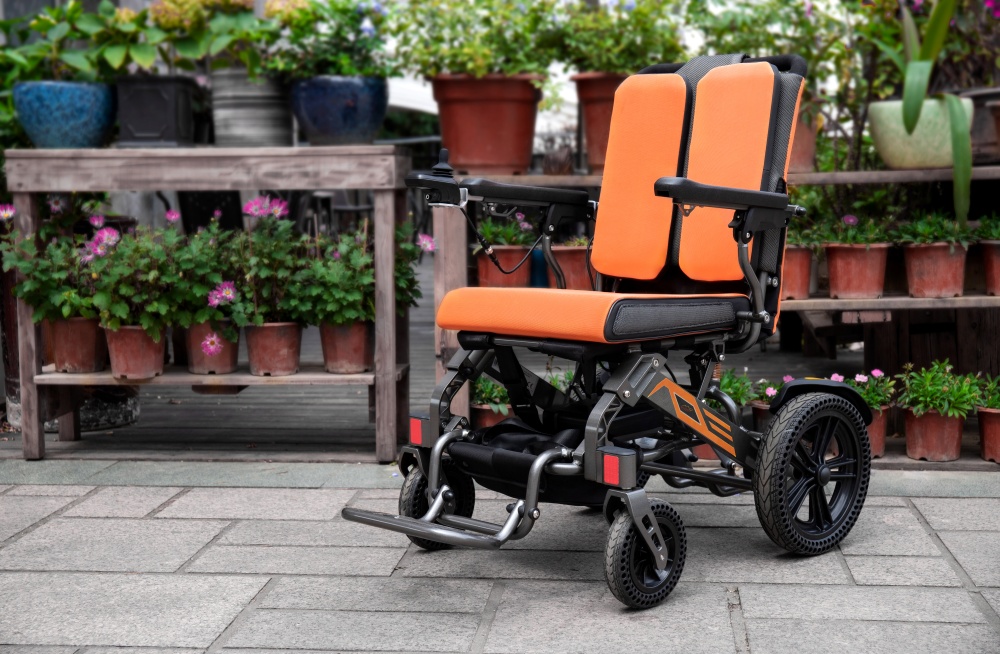 YE100_Electric_Folding_Wheelchair_2.jpg