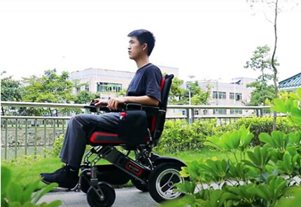 Lightweight Electric Folding Wheelchair- YATTLL YE200 | Outdoor driving experience